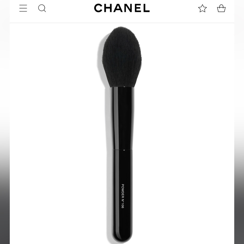 CHANEL makeup brush